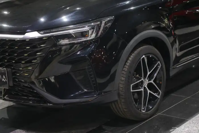 ام جي MG RX5 موديل 2023 7