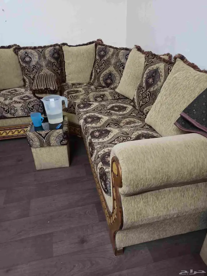 مجلس للبيع 2