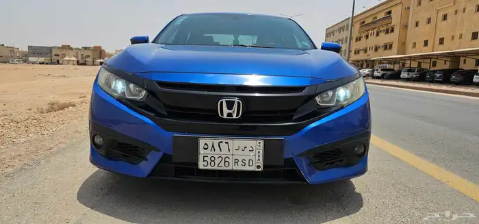 Honda Civic EX 2018 1