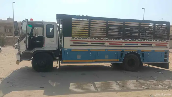 Dyna for sale Isuzu 2007 6 metre نظيف قير مكينه مكيف 3