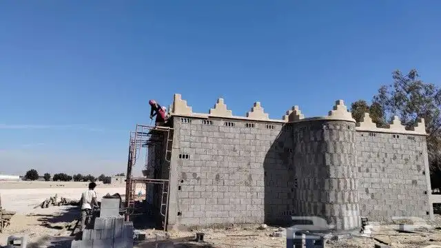 ابو ناصر التراث القديم بنيان حجر وبنيان بيت طين وسقوف 8