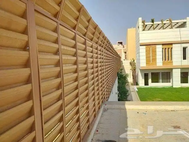 ساتر سواتر شينكو هنقر حديد خشب للحوش والتسوير وحماية البنا 0