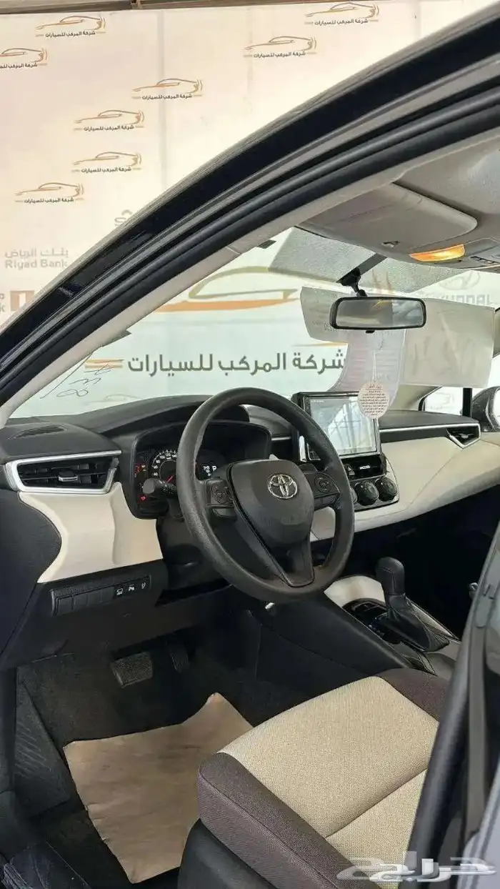 تويوتا كورلا سعودي فل كامل تشغيل بصمه كاميرات 360 فتحه سقف 2