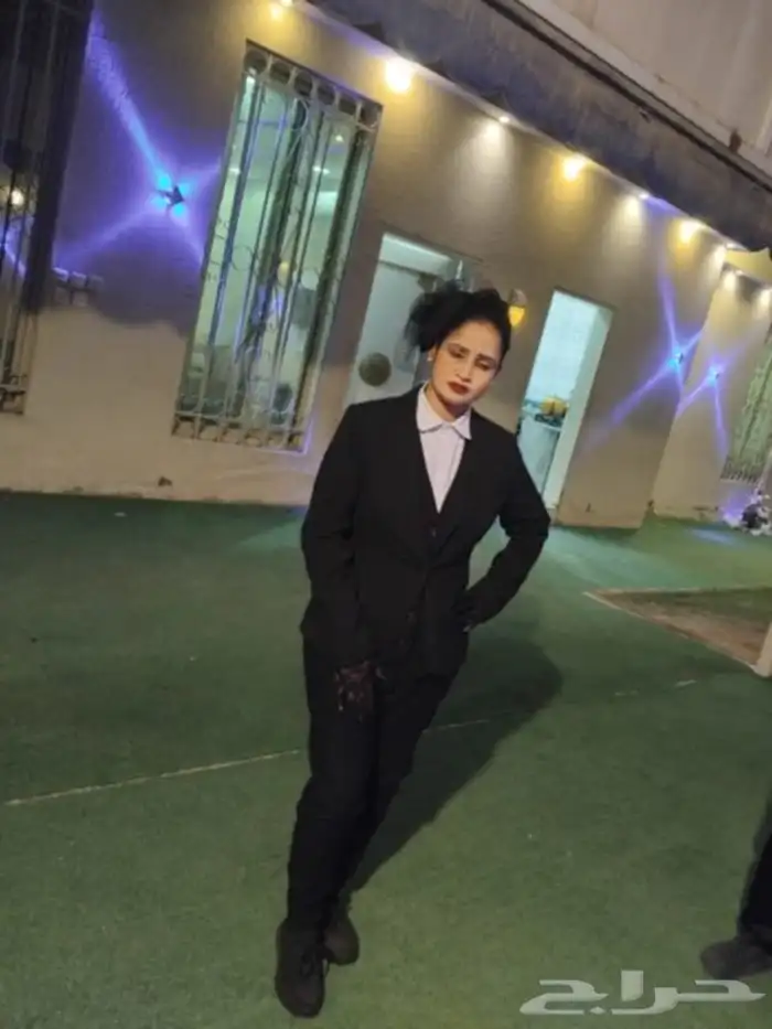 يوجد قهوجيين وقهوجيات وصبابيين وصبابات داخل الرياض لكل حفله 6