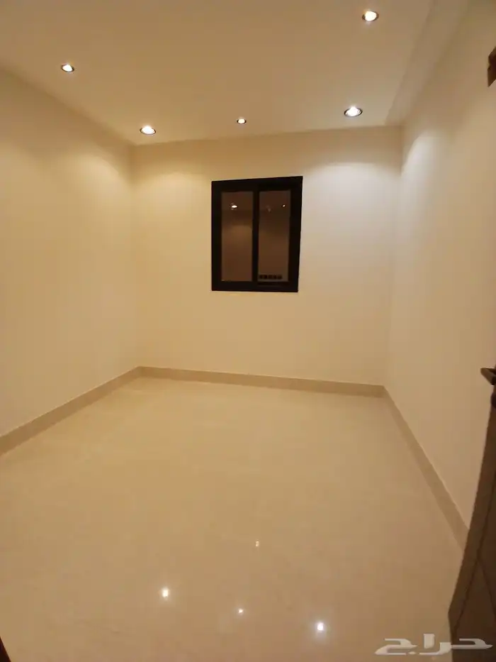 فيلا للبيع حي الرمال خلف سوق شعبي 12