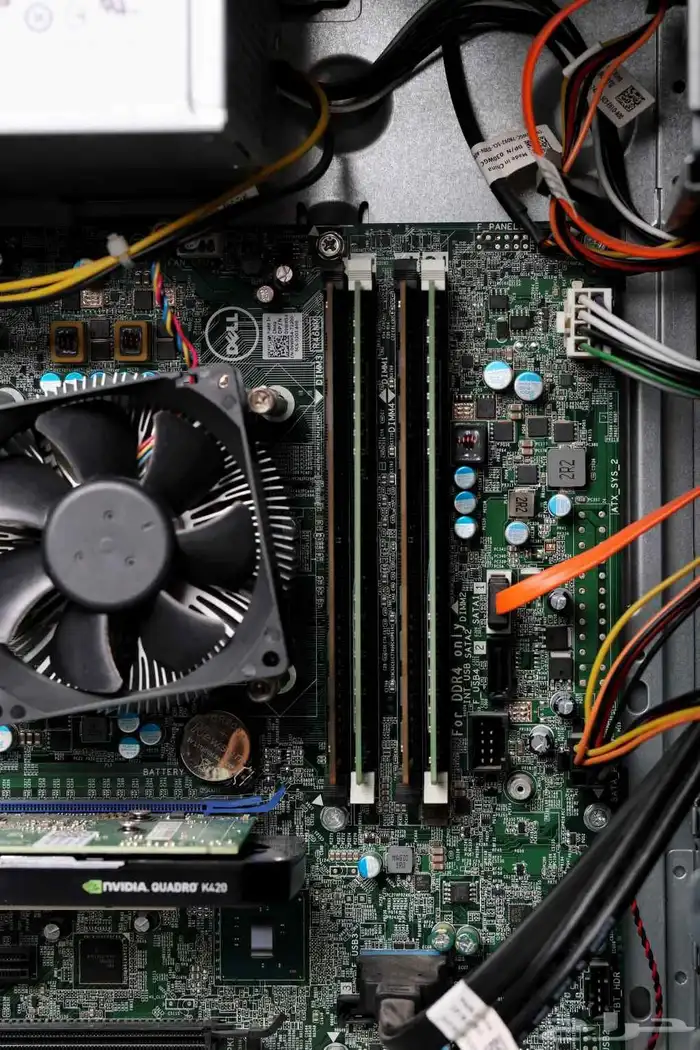 Dell Workstation Precision 3620 2