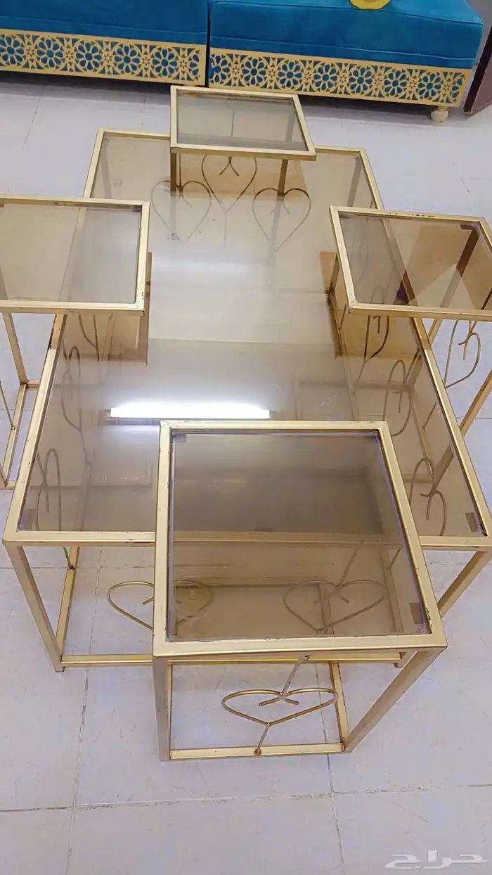 كنب للبيع مع الطاولات 2