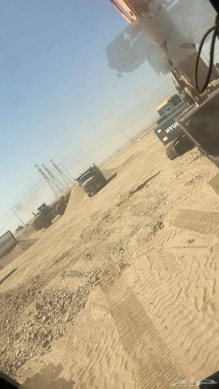 حفار بوكلين شيولات تريلات.وجميع المعدات الثقيله اسعار منافسه 4