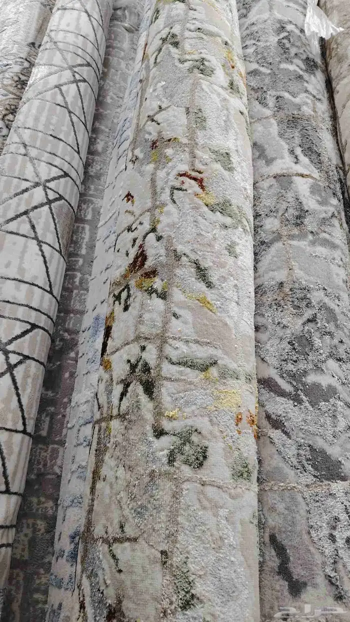 يوجد لدينا جميع انواع الموكيت التركي والحرير الفاخر 19