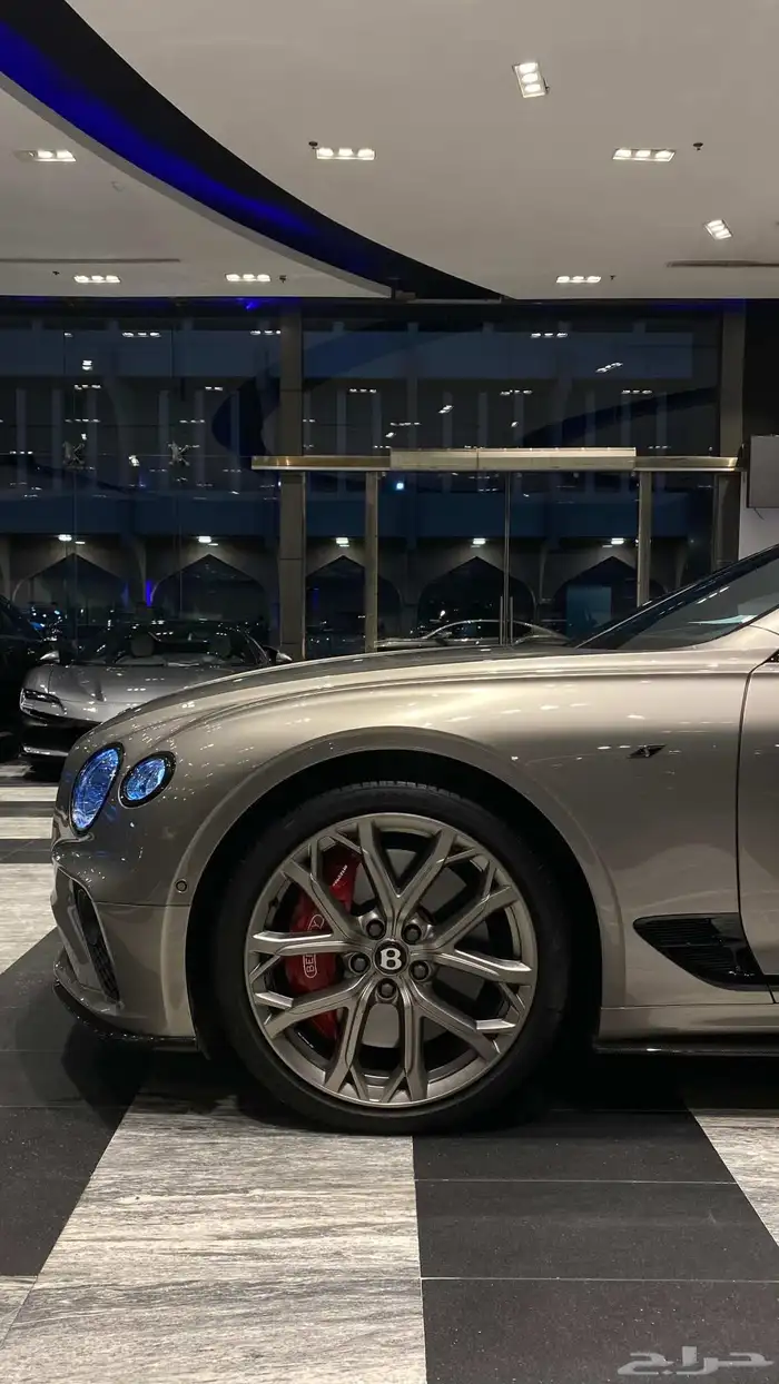 Bentley continental GT S 2023 6