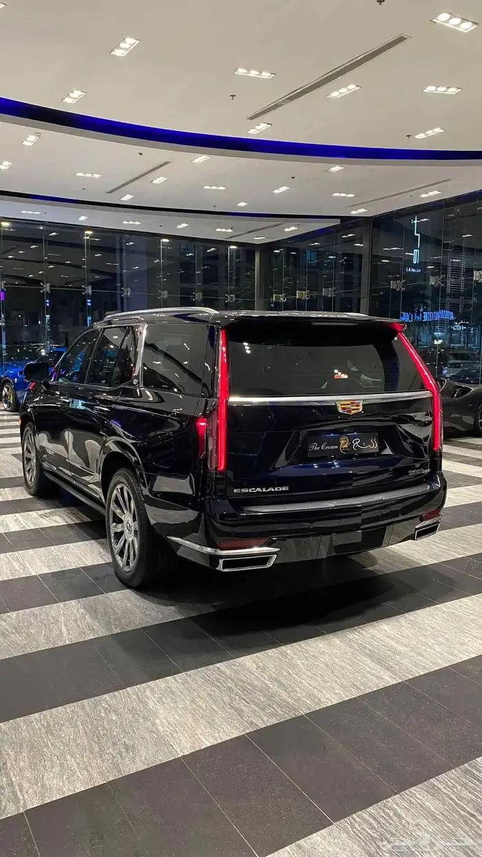 Cadillac Escalade Platinum 2022 عالضمان والصيانة المجانية 4
