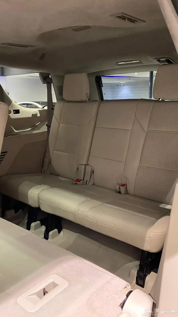 Cadillac Escalade Platinum 2022 عالضمان والصيانة المجانية 12