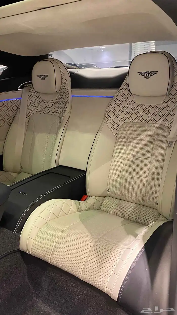 Bentley continental GT S 2023 16