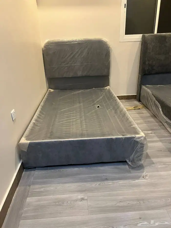 سرير نفر واحد سرير نفرين دولاب ملابس تسريحه 1