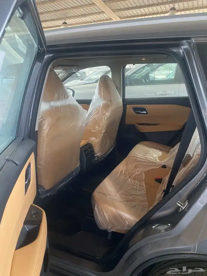 اكس تريل SVبلس نص فل اصفار جديد 2025 7