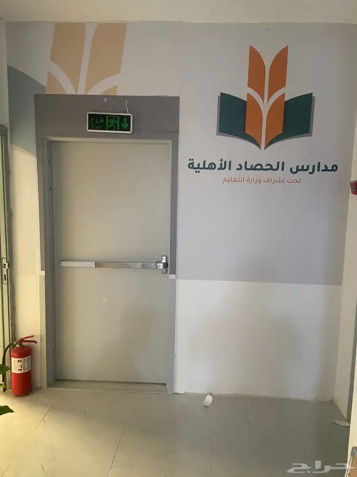 طباعة استيكرات للجدران بكافة المقاسات لوحات اكريلك 7