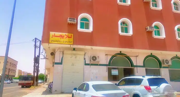 محلات تجارية للايجار في شرورة عرض خاص 6 أشهر مجانا 3