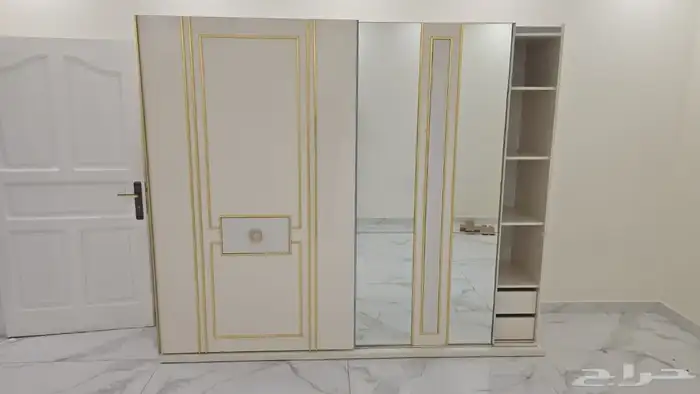 خصم اضافي دولاب ملابس فاااخر جديد هوم سنتر 0