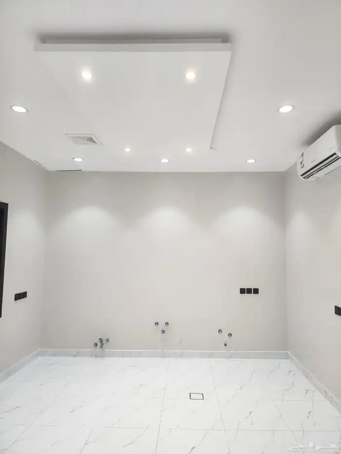 للايجار شقة في حي الياقوت تصميم راقي مودرن مكيفات راكبة 2