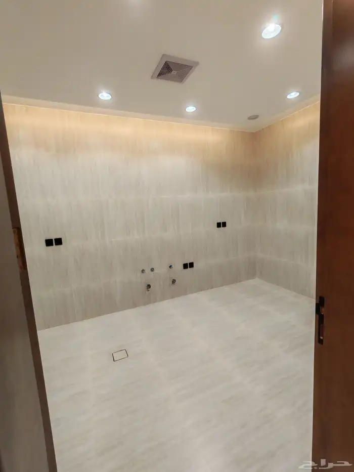 للبيع شقق تصميم فندفي vip بحي البديع   ابها بسعر 500 الف 7