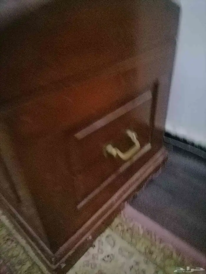 صندوق خشبي قديم وثقيل 9