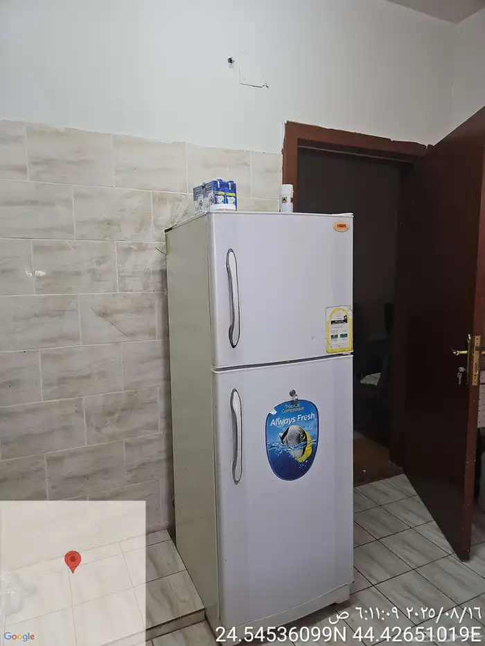 ثلاجة للبيع 1