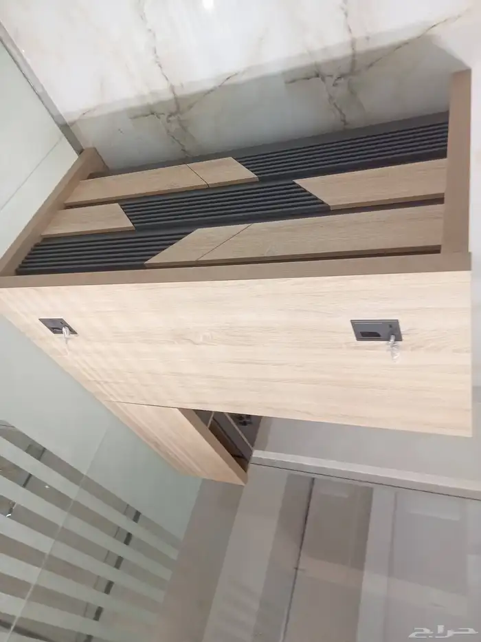 اثاث المكتبى   مكتب مدير تغم كامل متوفر مكتب صغير كرسي شبك 10