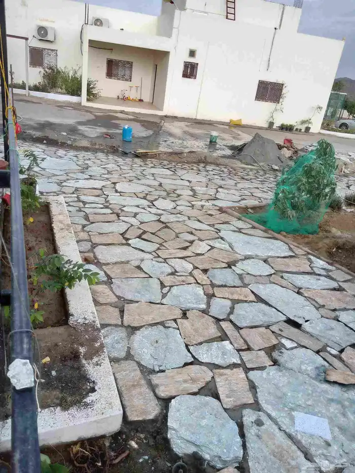 حجر معلم حجر طبيعي الباحه 10