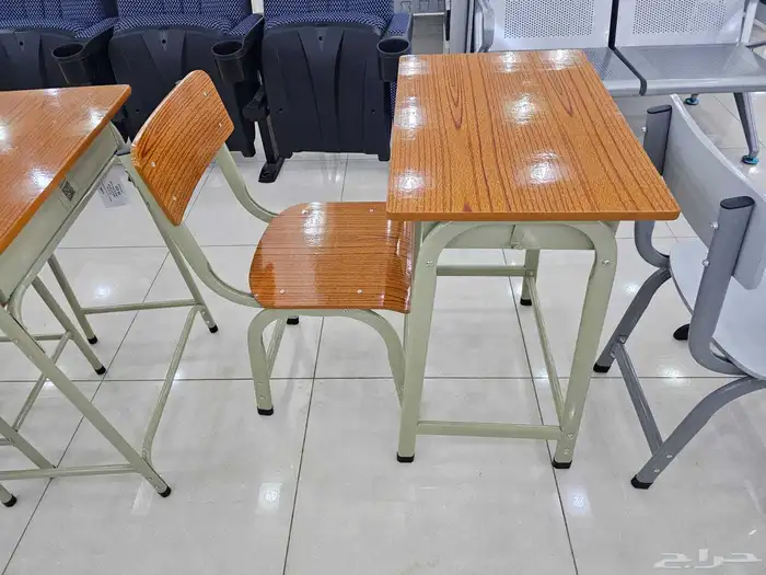طاولات مدرسية 4