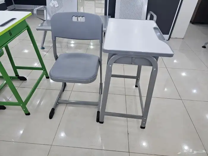 طاولات مدرسية 47
