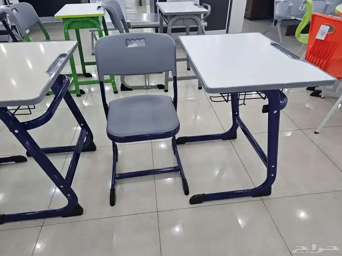 طاولات مدرسية 40