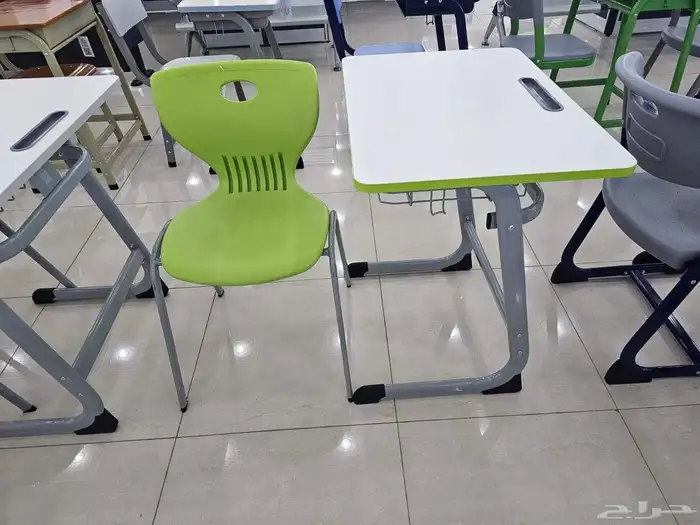 طاولات مدرسية 38