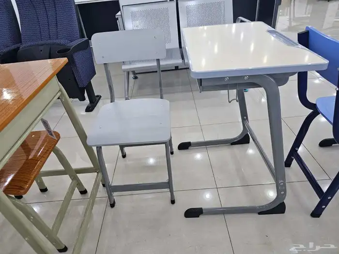 طاولات مدرسية 42