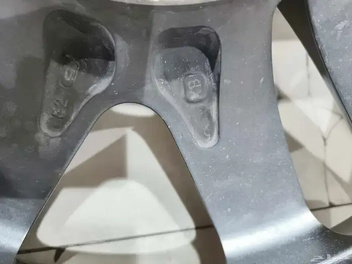 جنوط جيب لكزس 2015 اصلي بلد مقاس 20 8