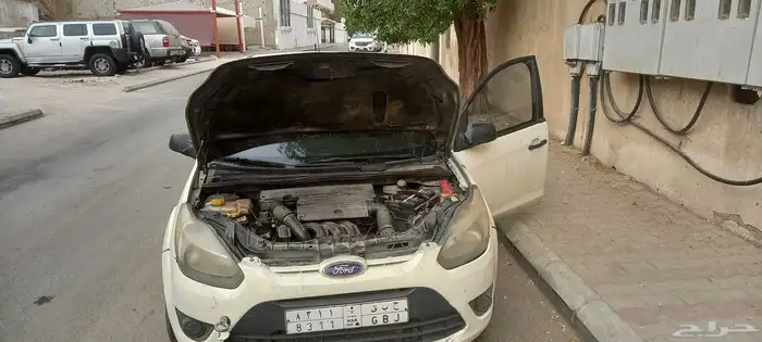 للبيع قطعات مكينه وجربوكس على الشرط موديل 2012 0