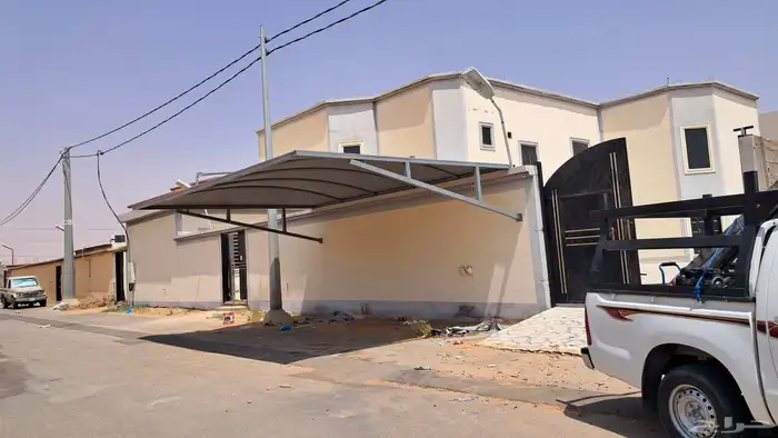 مظلات سيارات 1