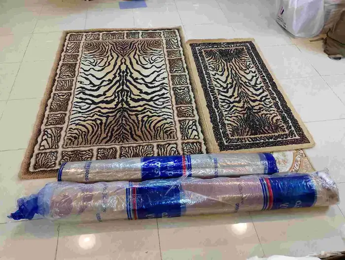 موكيت نظيف متنوع اللوان متعدده ممتاز جدا 0