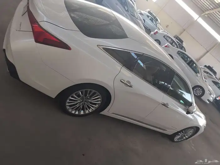 تويوتا افالون 2019 8
