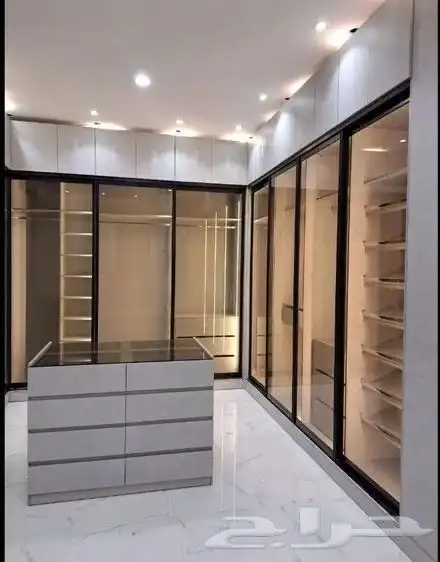 خزانة ملابس زاوية (L-Shape) فاخرة بإضاءة 4