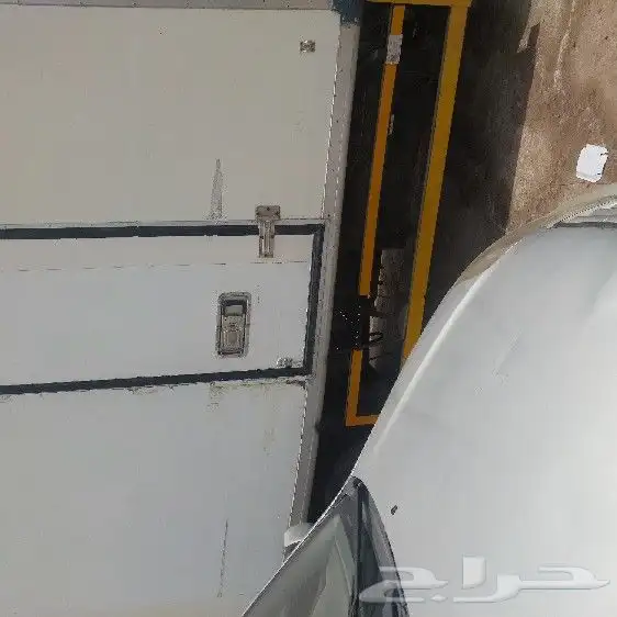 ثلاجه للبيع تبريد مع رافعه 0