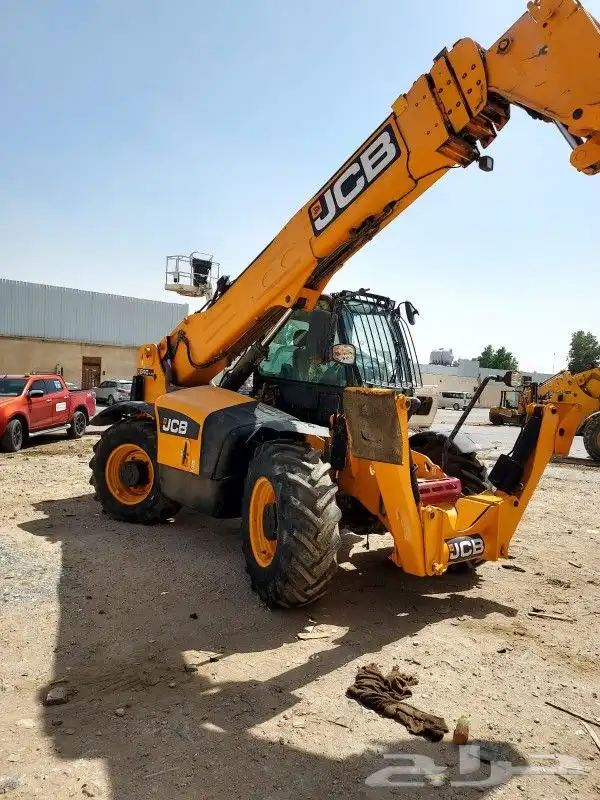 جي سي بي رافعة تيلسكوبيه تلي هندر JCB للايجار اليومي والشهري 0