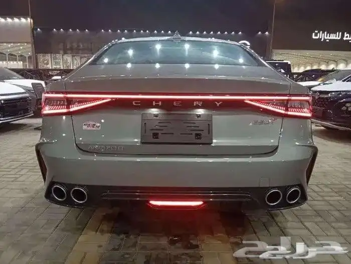 شيري اريزو 8 لاكجري وكمفورت 2025 كاش وتقسيط 9