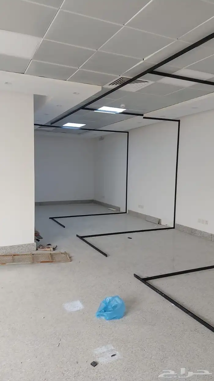 تركيب زجاج سيكوريت قواطع مكاتب 3