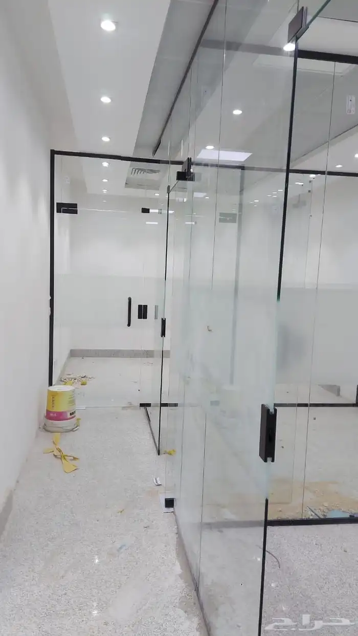 تركيب زجاج سيكوريت قواطع مكاتب 0