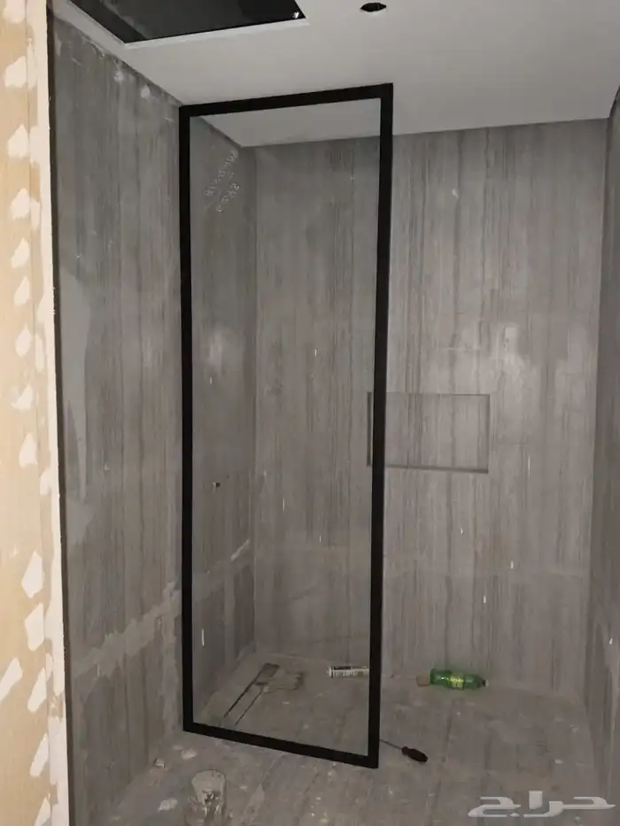 كابينه شاور طرابزين سلم زجاج حمام زجاج سكريت 6