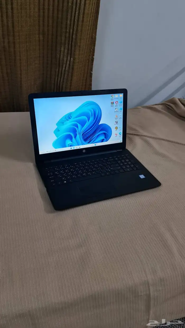 لاب توب HP كور i5 الجيل السابع شبه جديد 11