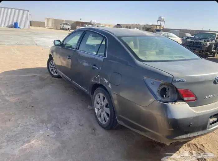قطع غيار تويوتا افلون 2007 3