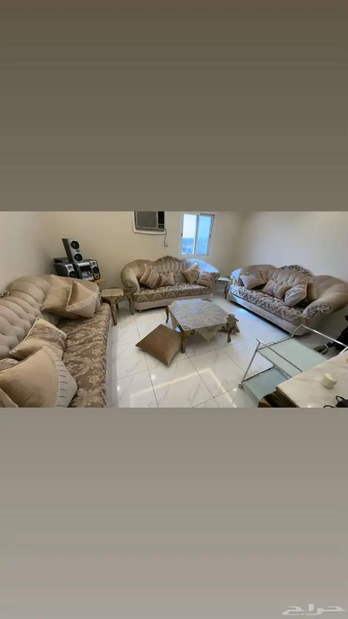 مجلس صالون 3 كنبات خشب و قماش تركي طاولتين زاوية صغيرة وطاول 0