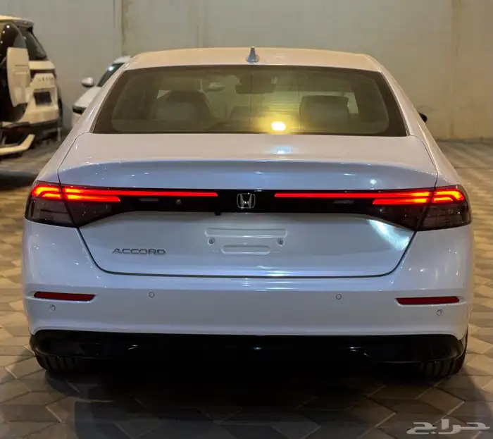 هوندا اكورد فل كامل. متوفر ابيض او اسود 2025 3
