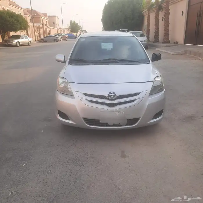 تويوتا يارس 2011 0